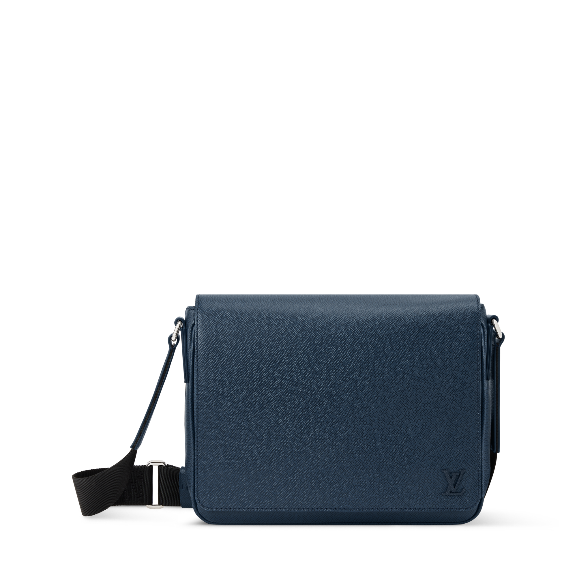 District PM Taiga Leather - Bags M2A669 | LOUIS VUITTON